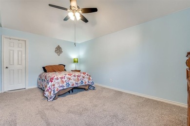 This 6-bedroom, 3.5-bath home is set on an OVERSIZED on Oakmont Country Club in Texas - for sale on GolfHomes.com, golf home, golf lot