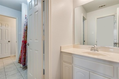 This 6-bedroom, 3.5-bath home is set on an OVERSIZED on Oakmont Country Club in Texas - for sale on GolfHomes.com, golf home, golf lot