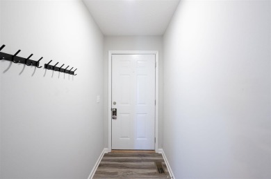 Discover modern comfort and effortless convenience in this on Franklin Country Club in Kentucky - for sale on GolfHomes.com, golf home, golf lot
