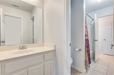 This 6-bedroom, 3.5-bath home is set on an OVERSIZED on Oakmont Country Club in Texas - for sale on GolfHomes.com, golf home, golf lot