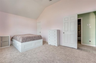 This 6-bedroom, 3.5-bath home is set on an OVERSIZED on Oakmont Country Club in Texas - for sale on GolfHomes.com, golf home, golf lot