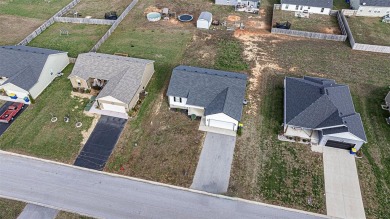 Discover modern comfort and effortless convenience in this on Franklin Country Club in Kentucky - for sale on GolfHomes.com, golf home, golf lot