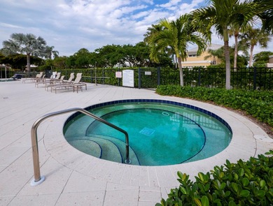 Under contract-accepting backup offers. Located in the gated on Longboat Key Golf Club Resort in Florida - for sale on GolfHomes.com, golf home, golf lot