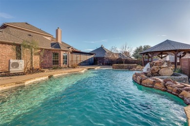 This 6-bedroom, 3.5-bath home is set on an OVERSIZED on Oakmont Country Club in Texas - for sale on GolfHomes.com, golf home, golf lot