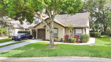 Charming 3-Bedroom Townhouse in Southern Dunes Golf Community - on Southern Dunes Golf and Country Club in Florida - for sale on GolfHomes.com, golf home, golf lot