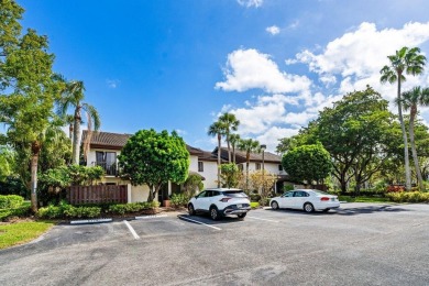 Step into luxury with this beautifully renovated, nearly 1,600 on Fountains Golf and Country Club in Florida - for sale on GolfHomes.com, golf home, golf lot