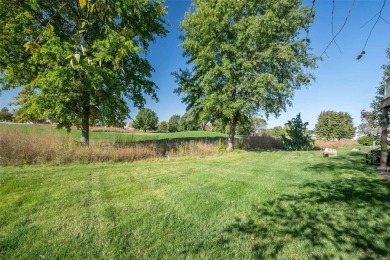 NEW PRICE!! MOTIVATED SELLER.
VILLA BACKS TO 7th FAIRWAY OF on Winghaven Country Club in Missouri - for sale on GolfHomes.com, golf home, golf lot