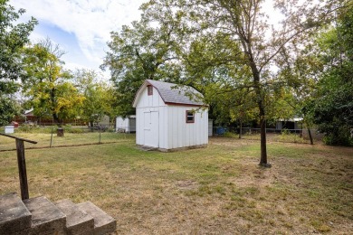 Welcome to this charming 1959 cottage-style home, nestled in one on Scott Schriener Municipal Golf Course in Texas - for sale on GolfHomes.com, golf home, golf lot