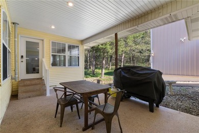 Peaceful Ozark Retreat! If you Enjoy a serene natural setting on Holiday Island Executive Golf Course in Arkansas - for sale on GolfHomes.com, golf home, golf lot