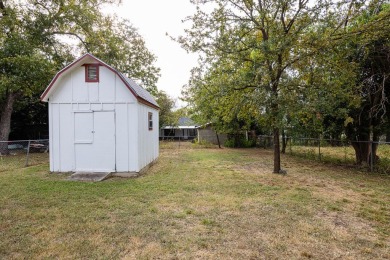 Welcome to this charming 1959 cottage-style home, nestled in one on Scott Schriener Municipal Golf Course in Texas - for sale on GolfHomes.com, golf home, golf lot