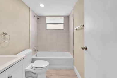 Light and bright 2/2 condo in Kings Point Golf & Country Club w/ on Kings Point Golf -Flanders Way in Florida - for sale on GolfHomes.com, golf home, golf lot