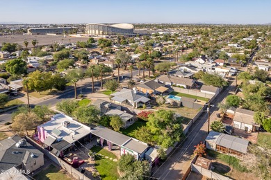 Charming cottage in the heart of Fairview Place Historic on Encanto 18 Golf Course in Arizona - for sale on GolfHomes.com, golf home, golf lot