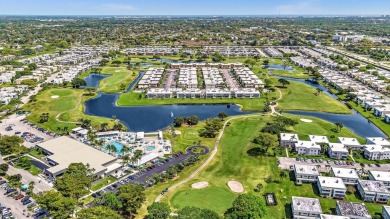 Light and bright 2/2 condo in Kings Point Golf & Country Club w/ on Kings Point Golf -Flanders Way in Florida - for sale on GolfHomes.com, golf home, golf lot
