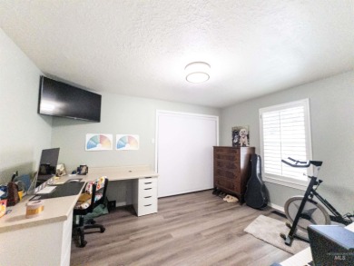 Experience effortless living in this beautifully updated on Lakeview Golf Club in Idaho - for sale on GolfHomes.com, golf home, golf lot