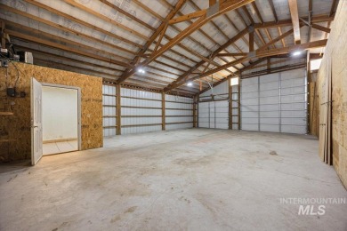 Beautiful 6-bed, 3.5-bath, 3,800 sq ft horse property on 2.2 on Scotch Pines Golf Course in Idaho - for sale on GolfHomes.com, golf home, golf lot