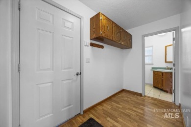 Beautiful 6-bed, 3.5-bath, 3,800 sq ft horse property on 2.2 on Scotch Pines Golf Course in Idaho - for sale on GolfHomes.com, golf home, golf lot