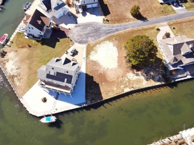3/1436 Imagine sitting on your back deck looking out over a on Captains Cove Golf and Yacht Club in Virginia - for sale on GolfHomes.com, golf home, golf lot