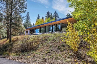 Incredible modern contemporary home.  Currently under a remodel on Meadowcreek Golf Resort in Idaho - for sale on GolfHomes.com, golf home, golf lot