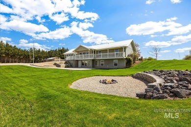 Beautiful 6-bed, 3.5-bath, 3,800 sq ft horse property on 2.2 on Scotch Pines Golf Course in Idaho - for sale on GolfHomes.com, golf home, golf lot