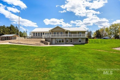 Beautiful 6-bed, 3.5-bath, 3,800 sq ft horse property on 2.2 on Scotch Pines Golf Course in Idaho - for sale on GolfHomes.com, golf home, golf lot