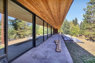 Incredible modern contemporary home.  Currently under a remodel on Meadowcreek Golf Resort in Idaho - for sale on GolfHomes.com, golf home, golf lot