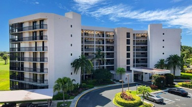 Fantastic location, ultra private, with million-dollar views on Fountains Golf and Country Club in Florida - for sale on GolfHomes.com, golf home, golf lot