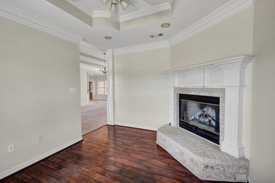 GOLF COURSE LIVING IN GREEN TREE NORTH! THIS 4 BED, 2.5 BATH GEM on Green Tree Country Club in Texas - for sale on GolfHomes.com, golf home, golf lot