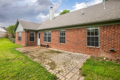 Very low taxes, and seller is offering $5,000 toward closing on Stonebridge Golf Club in Tennessee - for sale on GolfHomes.com, golf home, golf lot