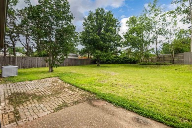 Very low taxes, and seller is offering $5,000 toward closing on Stonebridge Golf Club in Tennessee - for sale on GolfHomes.com, golf home, golf lot