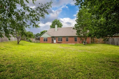 Very low taxes, and seller is offering $5,000 toward closing on Stonebridge Golf Club in Tennessee - for sale on GolfHomes.com, golf home, golf lot