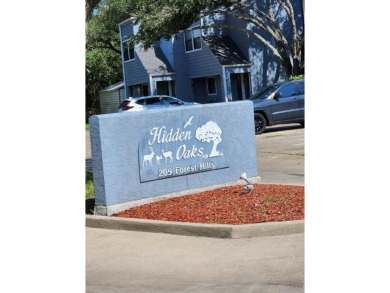 Turnkey downstairs unit in Rockport Country Club - fully on Rockport Country Club in Texas - for sale on GolfHomes.com, golf home, golf lot