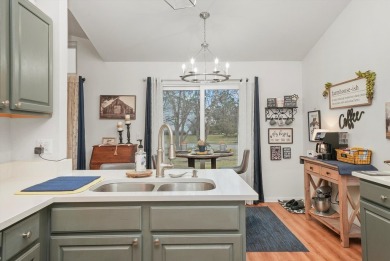 AWESOME GOLF COURSE COMMUNITY RANCH TOWNHOUSE - 2 Bedrooms & 2 on Midlane Championship Golf Resort in Illinois - for sale on GolfHomes.com, golf home, golf lot