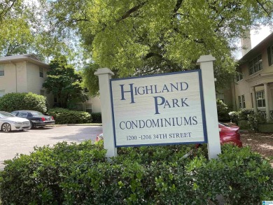 This one is a must see.  This 2 bedroom 1 1/2 bath has had an on Highland Park Golf Course in Alabama - for sale on GolfHomes.com, golf home, golf lot
