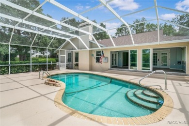 Wonderful 3 bedroom 2 bath pool home in the desirable community on Citrus Hills Golf Club in Florida - for sale on GolfHomes.com, golf home, golf lot
