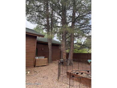 Welcome to the dream home you have been waiting for in the on Pinetop Lakes Golf and Country Club in Arizona - for sale on GolfHomes.com, golf home, golf lot