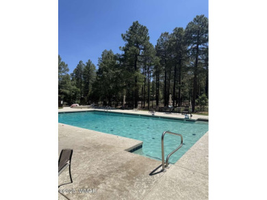 Welcome to the dream home you have been waiting for in the on Pinetop Lakes Golf and Country Club in Arizona - for sale on GolfHomes.com, golf home, golf lot