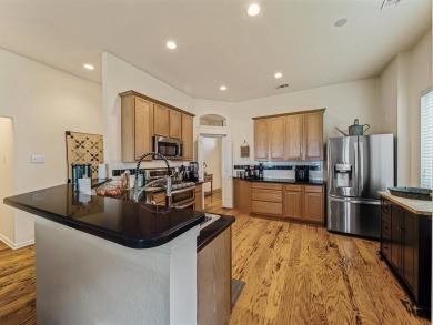 GORGEOUS GOLF COURSE PROPERTY! Rare opportunity to own a on Oakmont Country Club in Texas - for sale on GolfHomes.com, golf home, golf lot