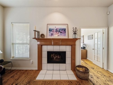GORGEOUS GOLF COURSE PROPERTY! Rare opportunity to own a on Oakmont Country Club in Texas - for sale on GolfHomes.com, golf home, golf lot