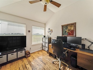 GORGEOUS GOLF COURSE PROPERTY! Rare opportunity to own a on Oakmont Country Club in Texas - for sale on GolfHomes.com, golf home, golf lot
