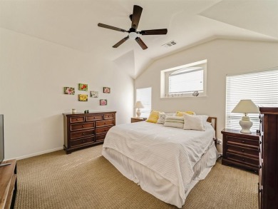 GORGEOUS GOLF COURSE PROPERTY! Rare opportunity to own a on Oakmont Country Club in Texas - for sale on GolfHomes.com, golf home, golf lot