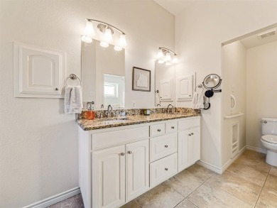 GORGEOUS GOLF COURSE PROPERTY! Rare opportunity to own a on Oakmont Country Club in Texas - for sale on GolfHomes.com, golf home, golf lot