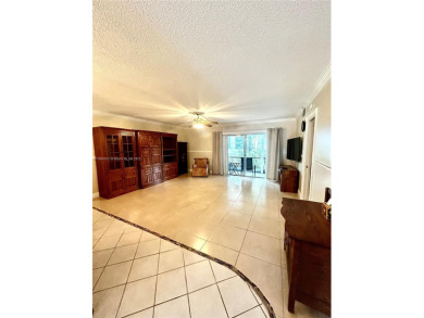 Much sought after PHASE 6 BEAUTIFULLY MAINTAINED LARGE 2BR/2BA! on Hollybrook Golf and Tennis Club  in Florida - for sale on GolfHomes.com, golf home, golf lot