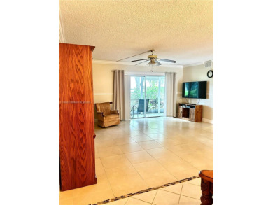 Much sought after PHASE 6 BEAUTIFULLY MAINTAINED LARGE 2BR/2BA! on Hollybrook Golf and Tennis Club  in Florida - for sale on GolfHomes.com, golf home, golf lot