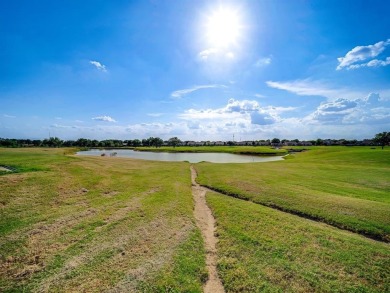 GORGEOUS GOLF COURSE PROPERTY! Rare opportunity to own a on Oakmont Country Club in Texas - for sale on GolfHomes.com, golf home, golf lot