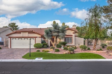 Beautiful established neighborhood w/all the modern amenities! on Los Prados Golf Course in Nevada - for sale on GolfHomes.com, golf home, golf lot