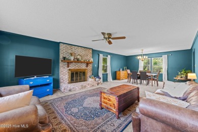 Welcome to this spacious 4-bedroom, 2-bath home in the on Harbour Point Golf Club in North Carolina - for sale on GolfHomes.com, golf home, golf lot