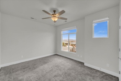 Welcome home! This lovely like new patio home delivers big on on Green Spring Country Club in Utah - for sale on GolfHomes.com, golf home, golf lot