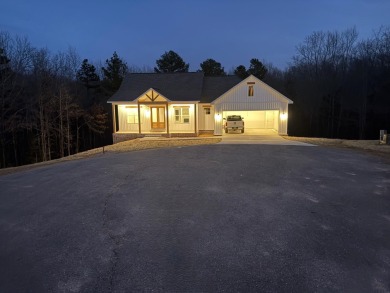 Calling All Golfers  Ozark Enthusiasts! Tucked away at the end on Pine Hills Golf Course in Arkansas - for sale on GolfHomes.com, golf home, golf lot