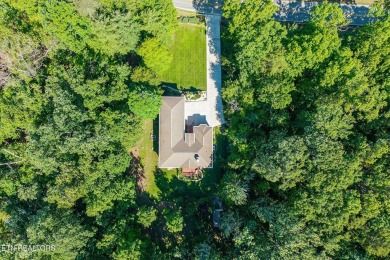 PRICE REDUCED. 

Welcome to your dream home nestled in the on Heatherhurst Golf Course in Tennessee - for sale on GolfHomes.com, golf home, golf lot