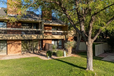 Charming townhouse on the 1st Fairway of Bloomington Country on Bloomington Country Club in Utah - for sale on GolfHomes.com, golf home, golf lot